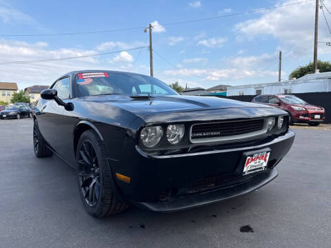 2013 Dodge Challenger SXT
