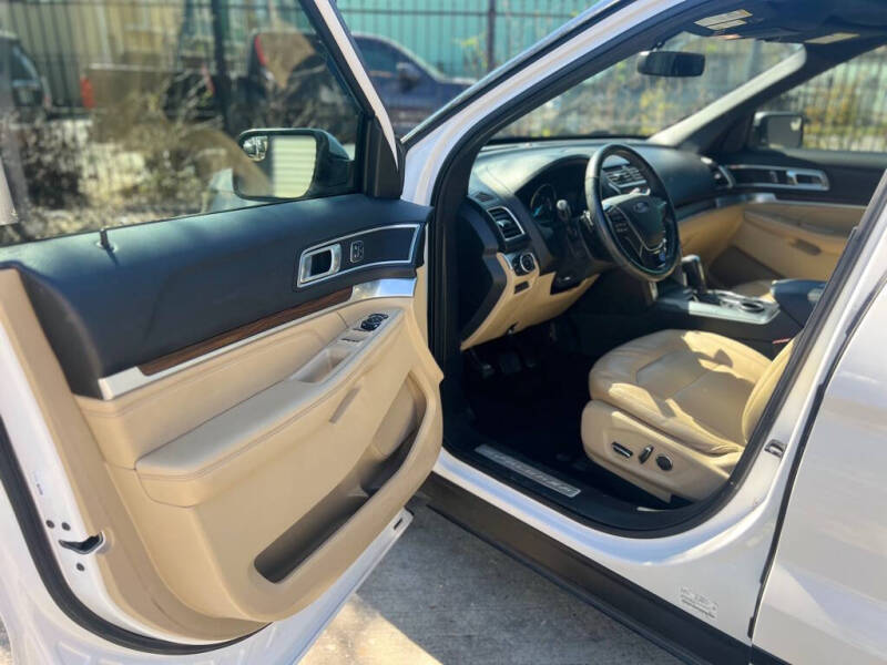 2017 Ford Explorer Limited