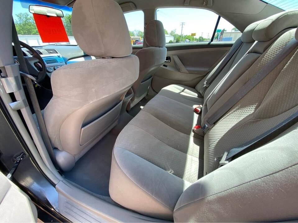 2008 Toyota Camry for sale at Illinois Auto Wholesalers in Tolono, IL