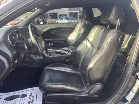 2017 Dodge Challenger GT