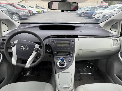 2011 Toyota Prius Three