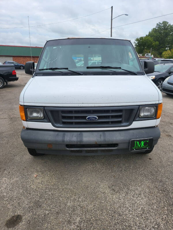 2004 Ford E-Series