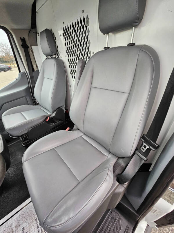2015 Ford Transit 150