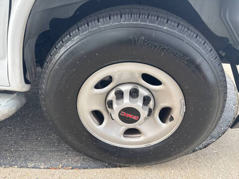 2024 GMC Savana 2500