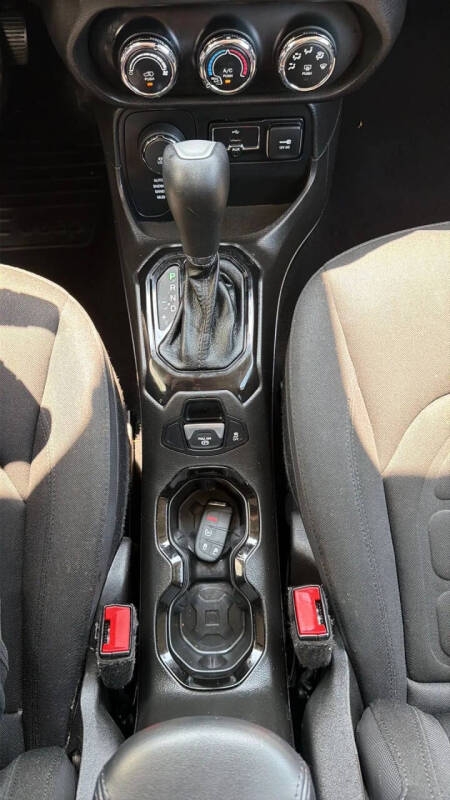 2017 Jeep Renegade Altitude
