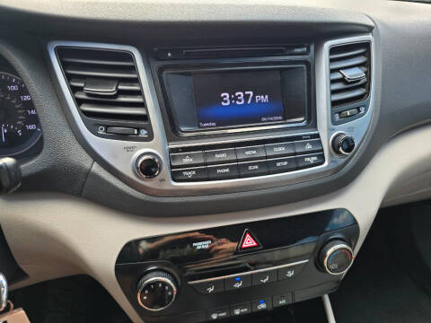 2016 Hyundai Tucson SE