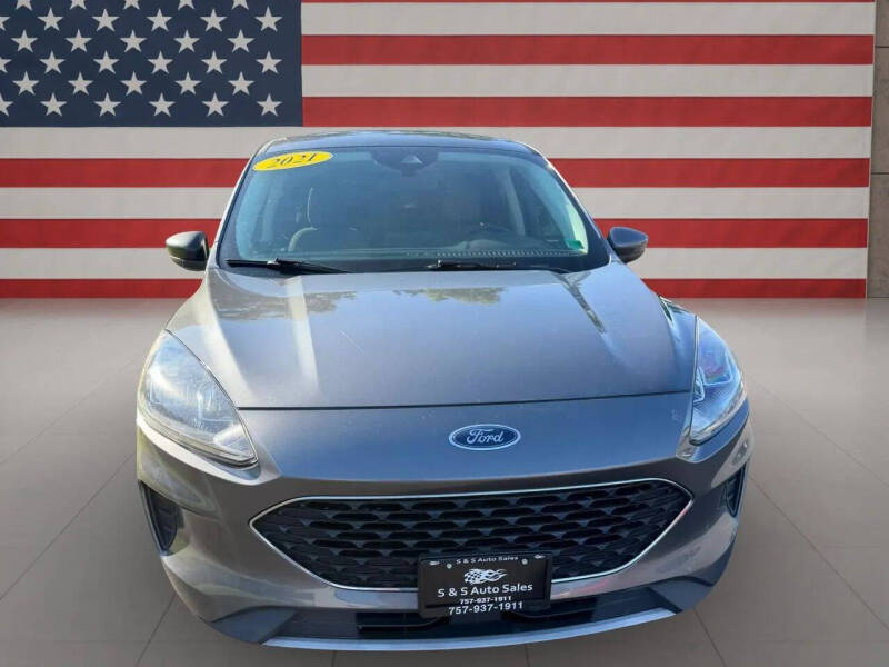 2021 Ford Escape SE