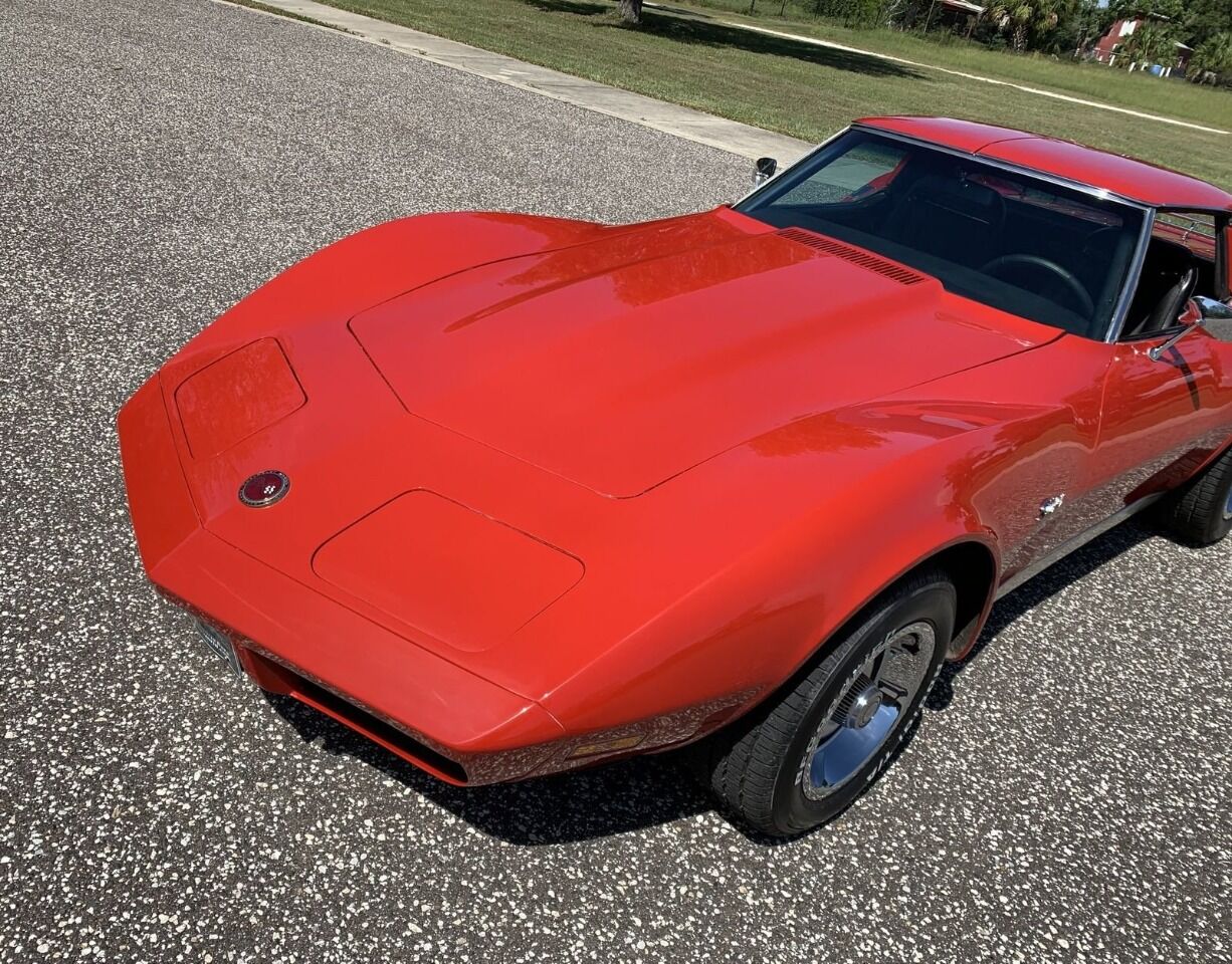 1973 Chevrolet Corvette 21