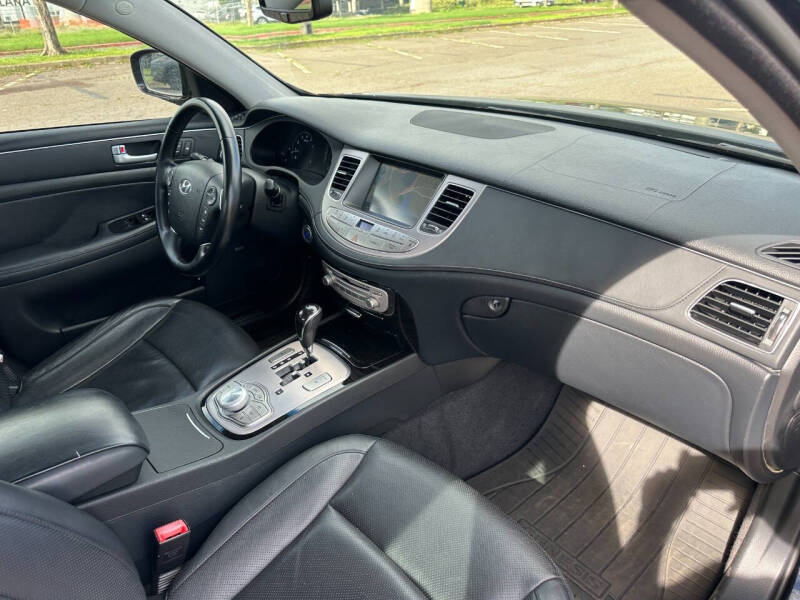 2013 Hyundai Genesis 3.8L