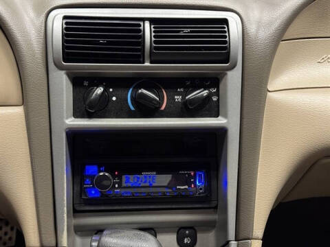 2003 Ford Mustang