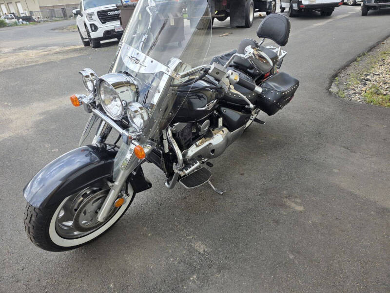 2006 Suzuki Boulevard