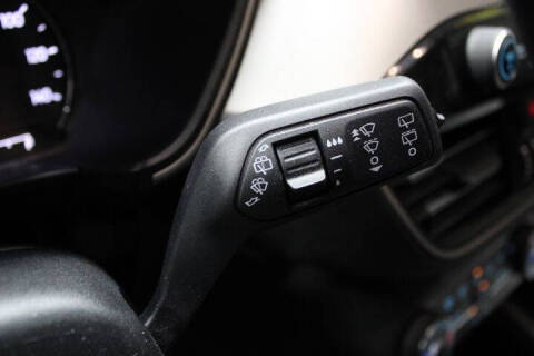 2021 Ford Escape Hybrid SE