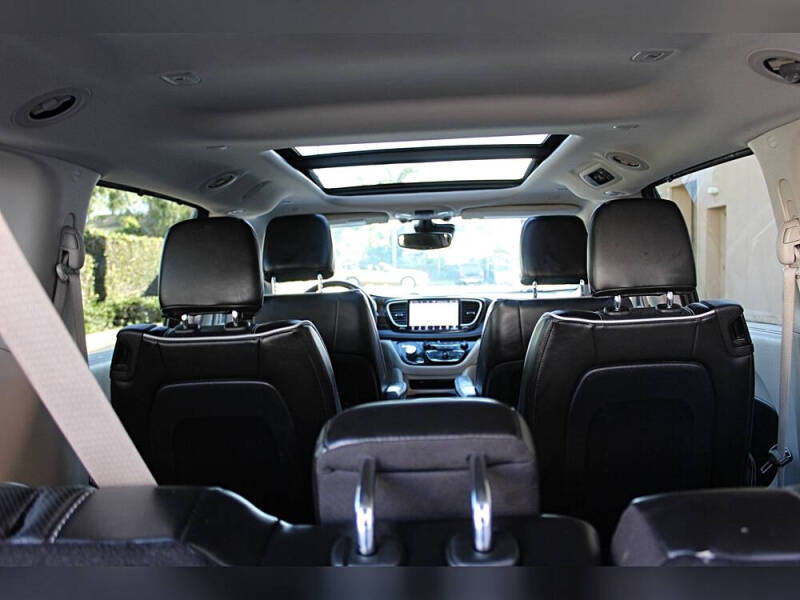 2022 Chrysler Pacifica Limited