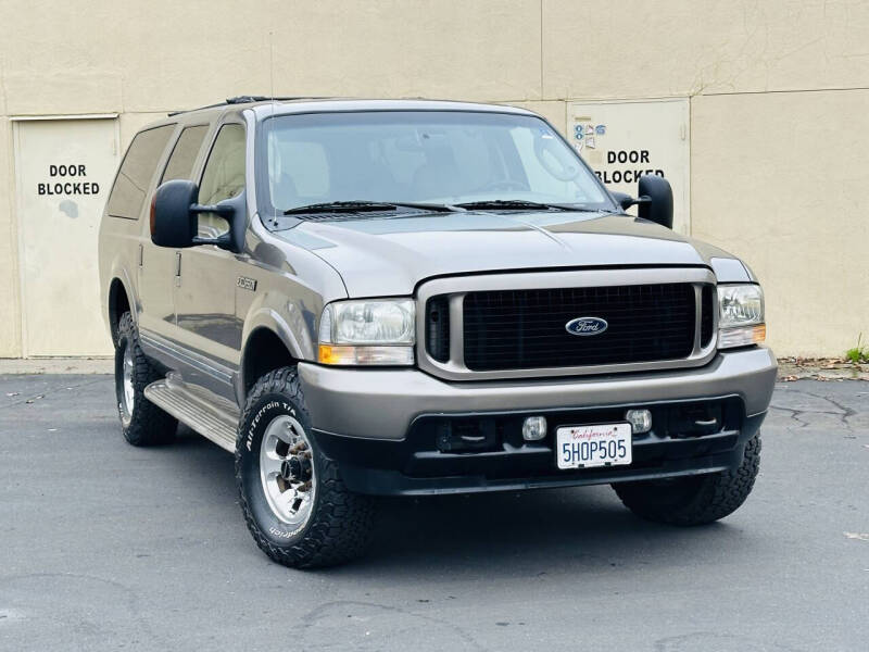 2004 Ford Excursion Limited's photo