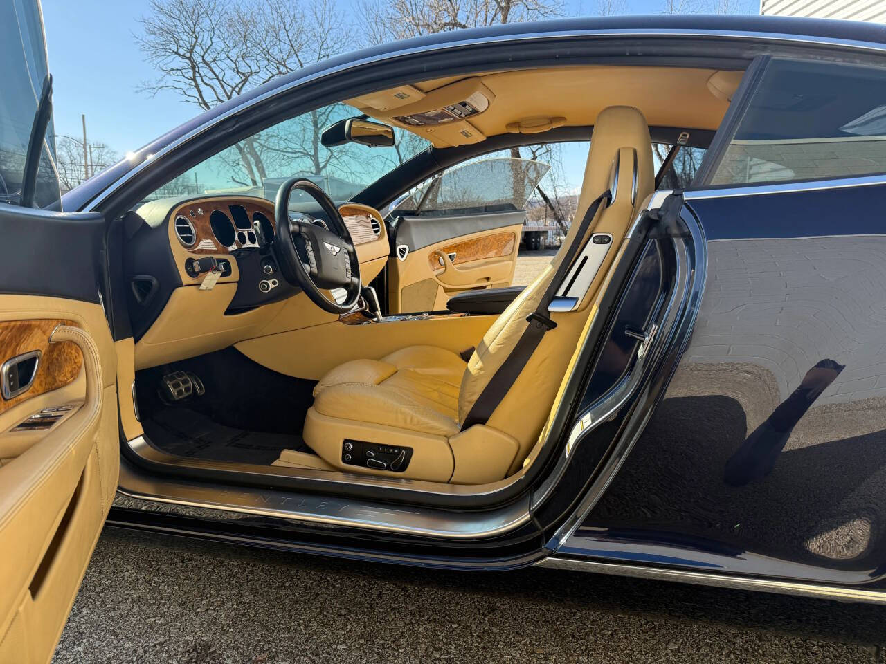 2004 Bentley Continental 20
