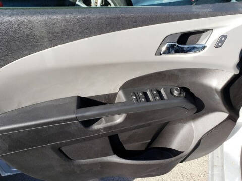 2016 Chevrolet Sonic LT Auto