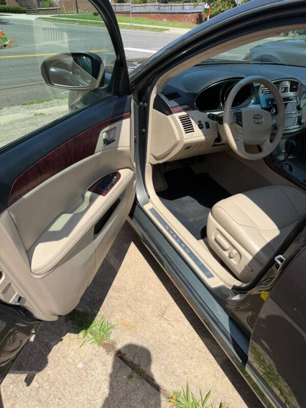 2011 Toyota Avalon