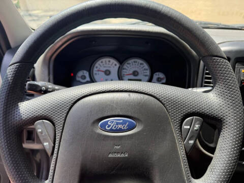 2007 Ford Escape XLS
