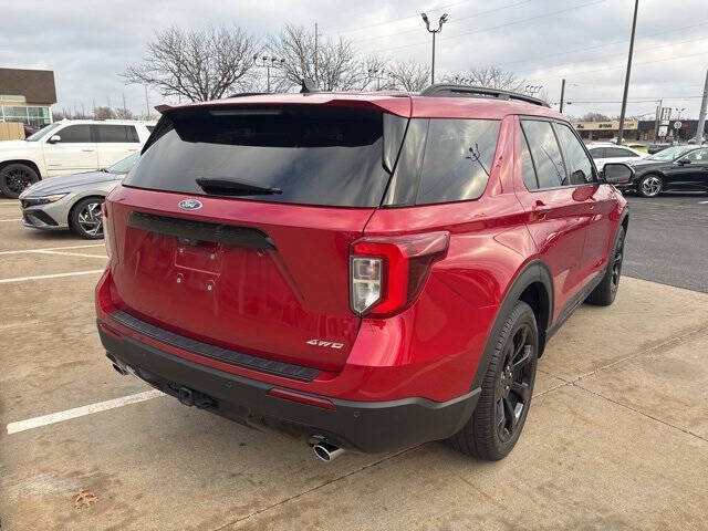 2024 Ford Explorer ST-Line