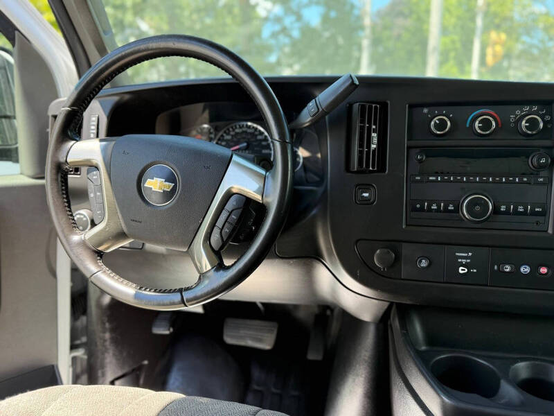 2019 Chevrolet Express 2500