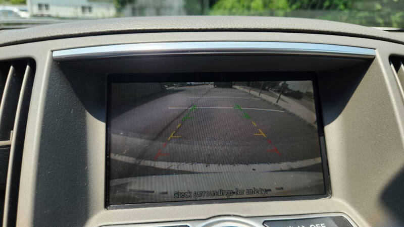 2015 Infiniti Q40