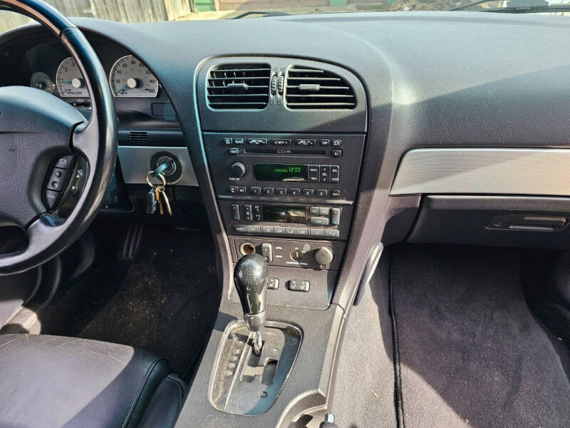 2005 Ford Thunderbird Deluxe