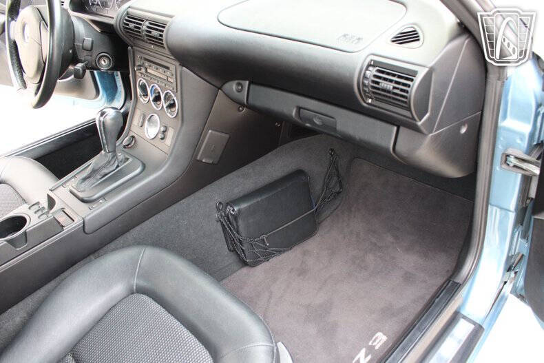 2002 BMW Z3 2.5i