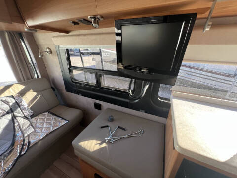 2009 Winnebago ERA 170XL Class B