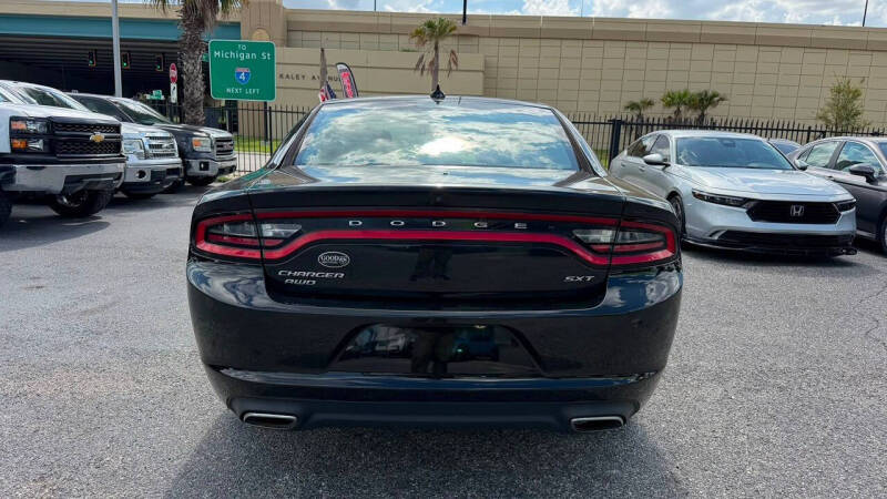 2015 Dodge Charger SXT