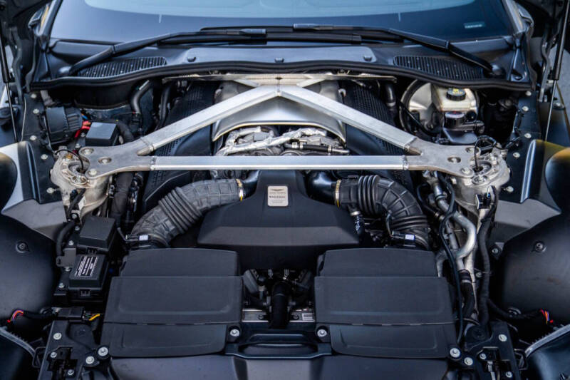 2019 Aston Martin Vantage