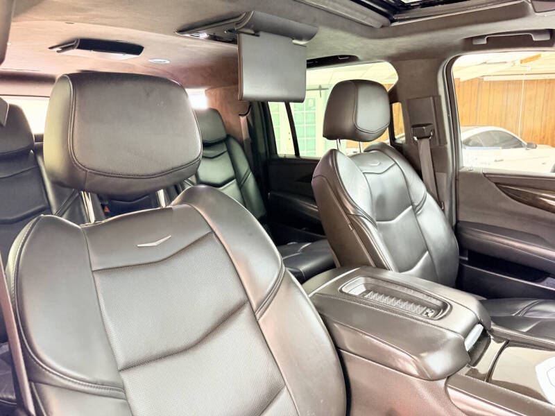 2020 Cadillac Escalade ESV Platinum