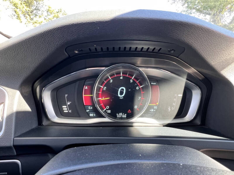 2015 Volvo S60 T5 Drive-E Premier Plus