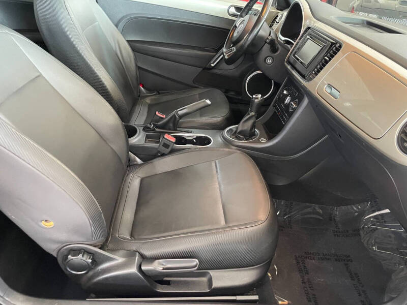 2012 Volkswagen Beetle 2.5L