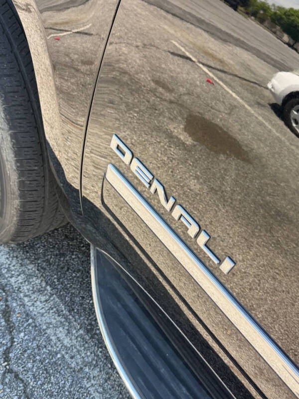 2012 GMC Yukon Denali