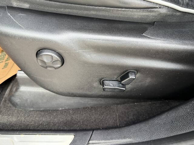 2011 Jeep Grand Cherokee Overland