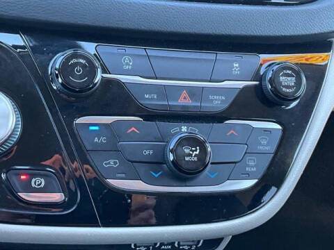 2021 Chrysler Voyager LXi