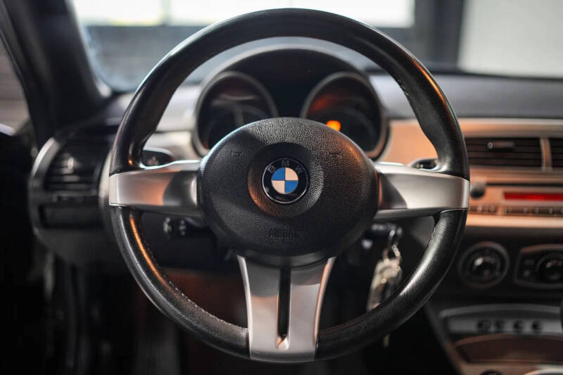 2003 BMW Z4 2.5i