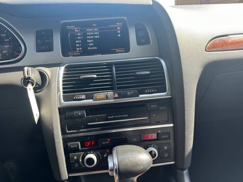 2015 Audi Q7 3.0T quattro Premium Plus