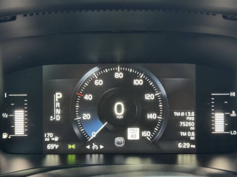 2019 Volvo S60 T5 Momentum