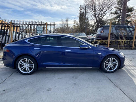 2016 Tesla Model S 70