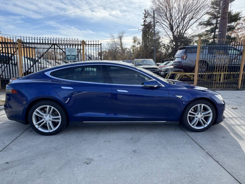 2016 Tesla Model S 70