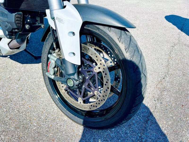 2015 Ducati Multistrada 1200 S Touring