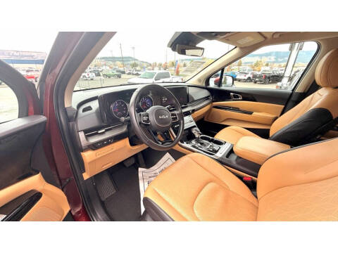 2024 Kia Carnival EX