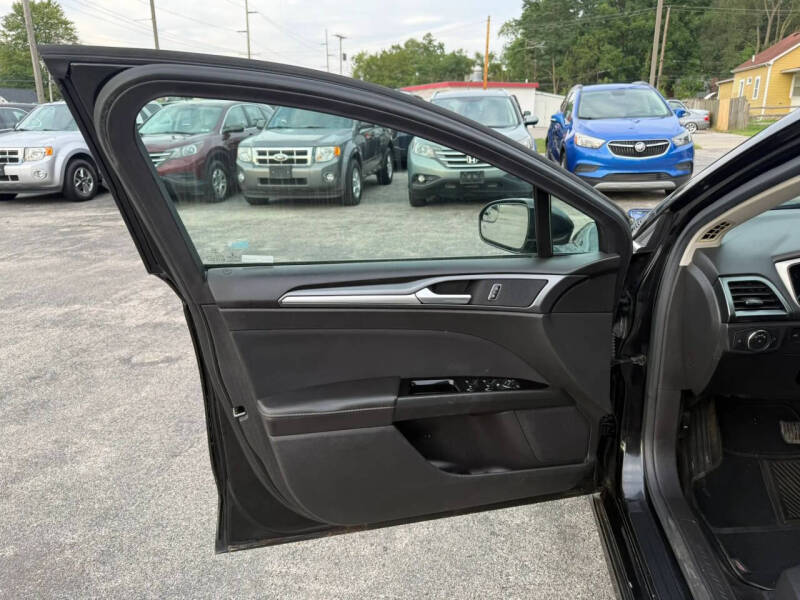 2015 Ford Fusion SE