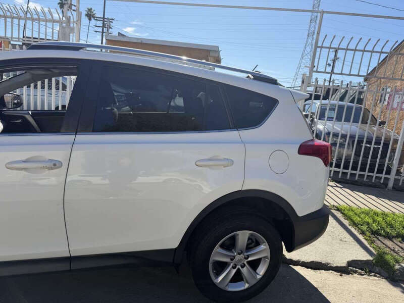 2014 Toyota RAV4 XLE