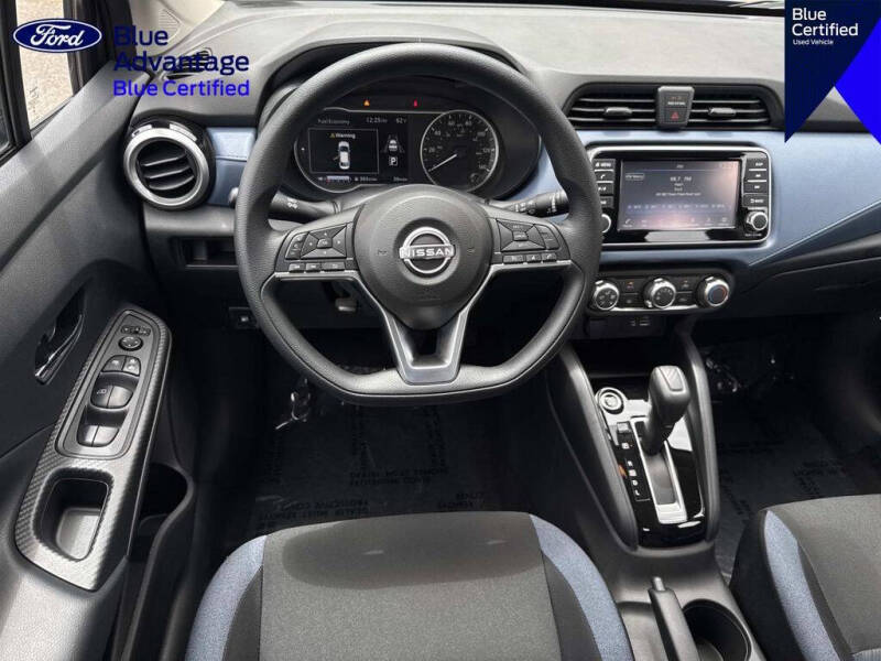2025 Nissan Versa SV
