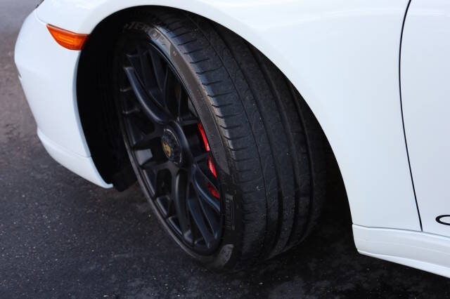 2015 Porsche 911 Carrera GTS