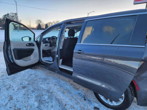 2021 Chrysler Pacifica Touring