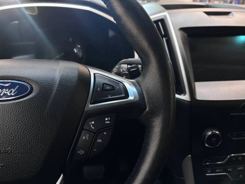 2020 Ford Edge