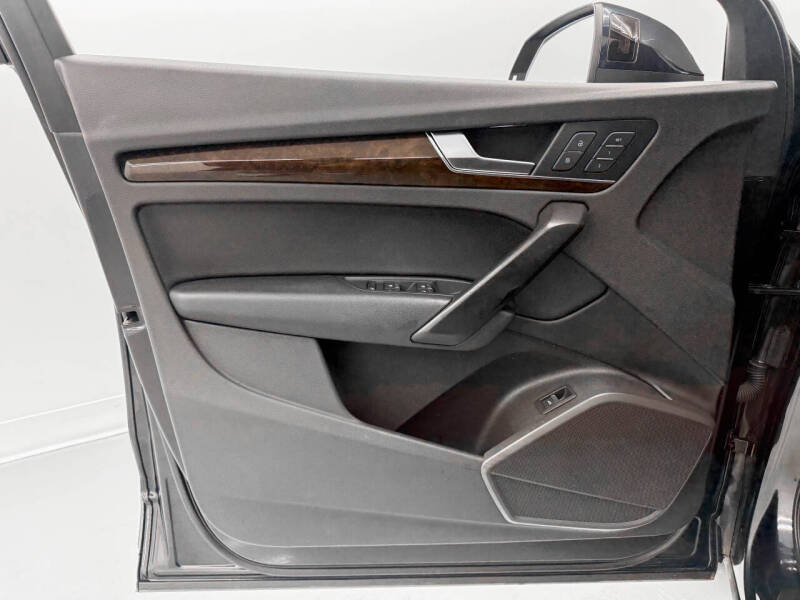 2018 Audi Q5 2.0T quattro Premium Plus